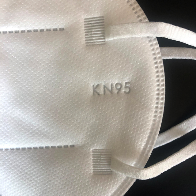 필터가있는 KN95 페이스 마스크 만화